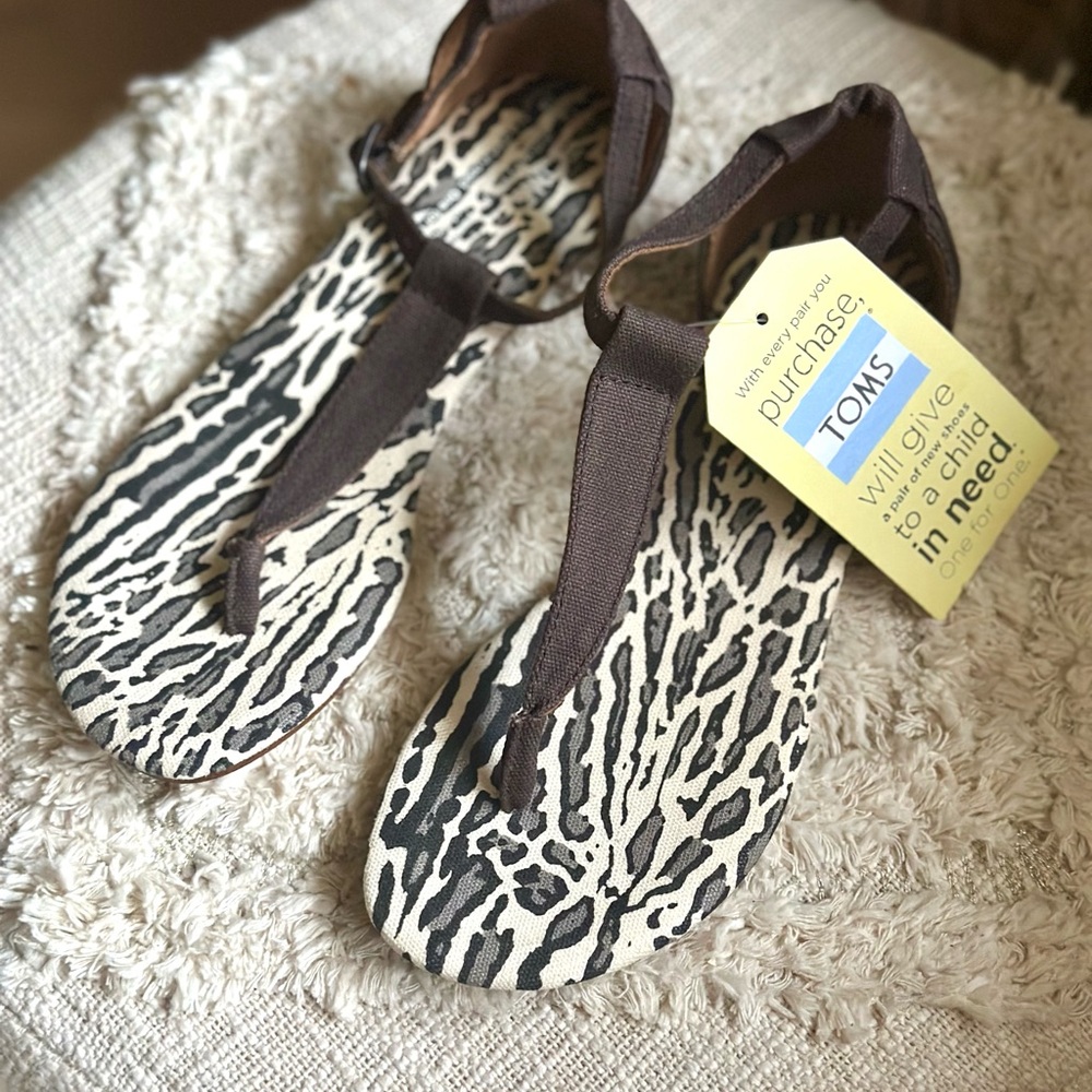 TOMS Playa Sandal Chocolate Canvas Ocelot Leopard 6.5
